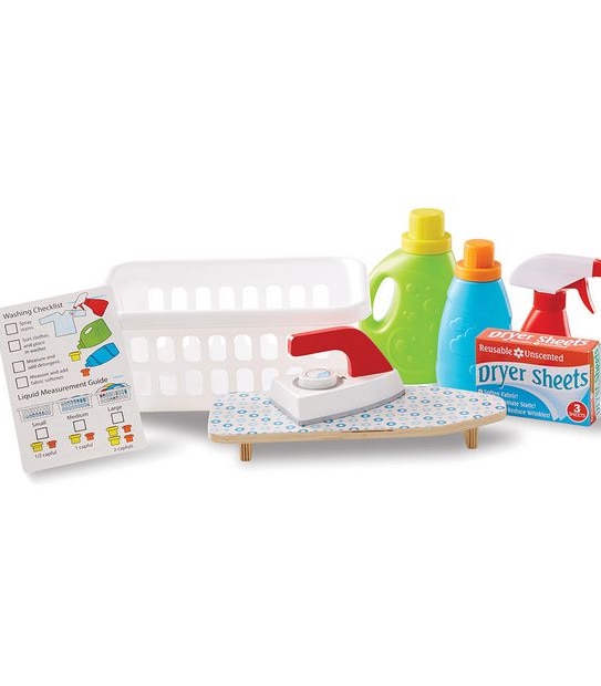 Melissa & Doug: Laundry Basket Play Set 