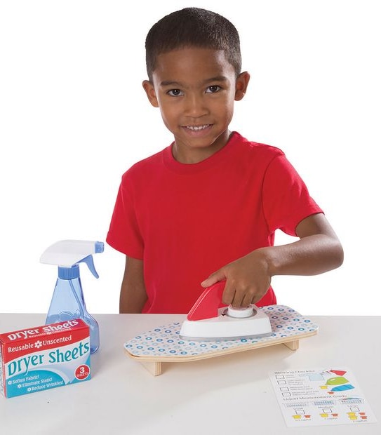 Melissa & Doug: Laundry Basket Play Set 