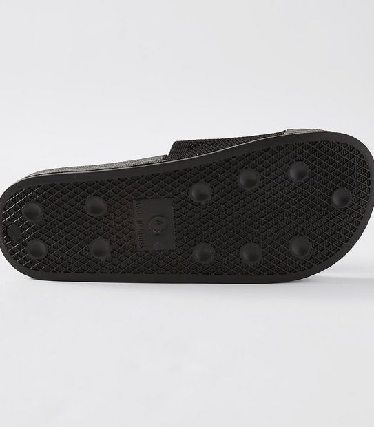 Knitted Slide