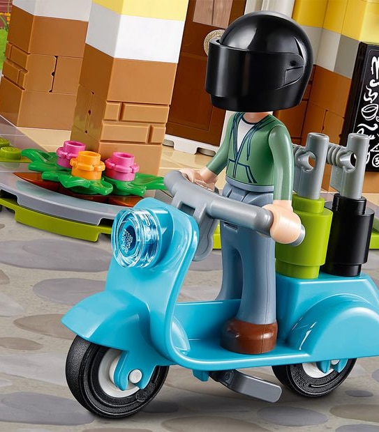 LEGO&reg; Friends Heartlake City Restaurant 41379