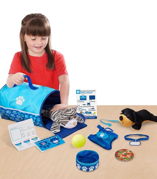 Melissa & Doug: Tote & Tour Pet Travel Play Set