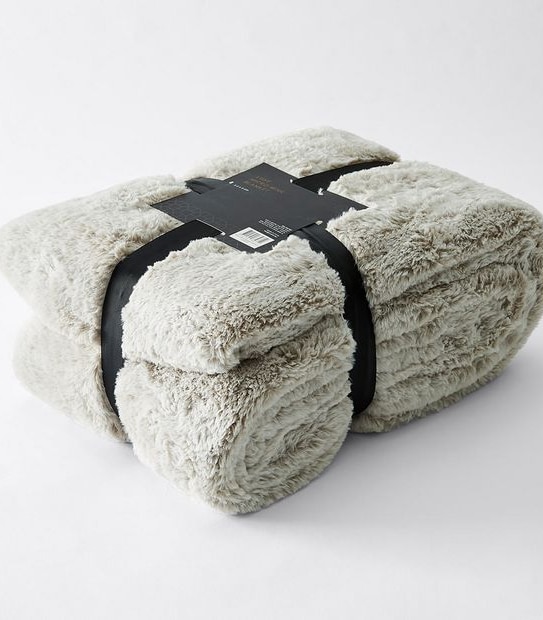 Luxe Tipped Micro Mink Blanket