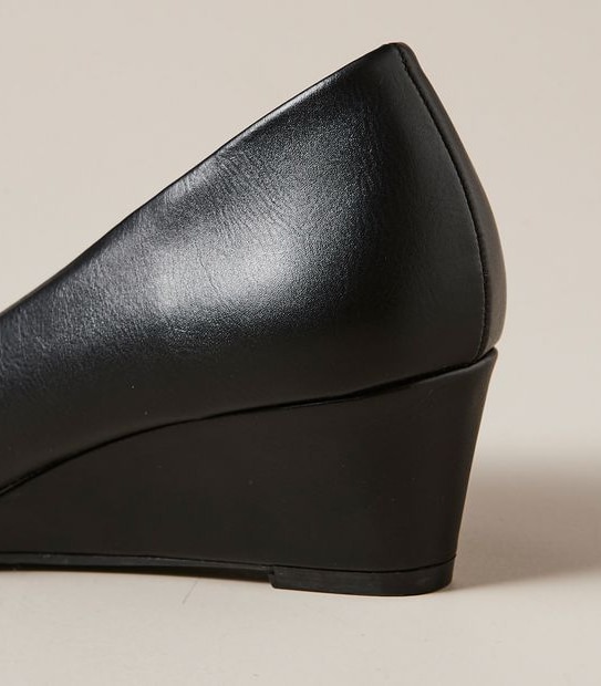 Womens Dahlia Comfort Wedge Heels
