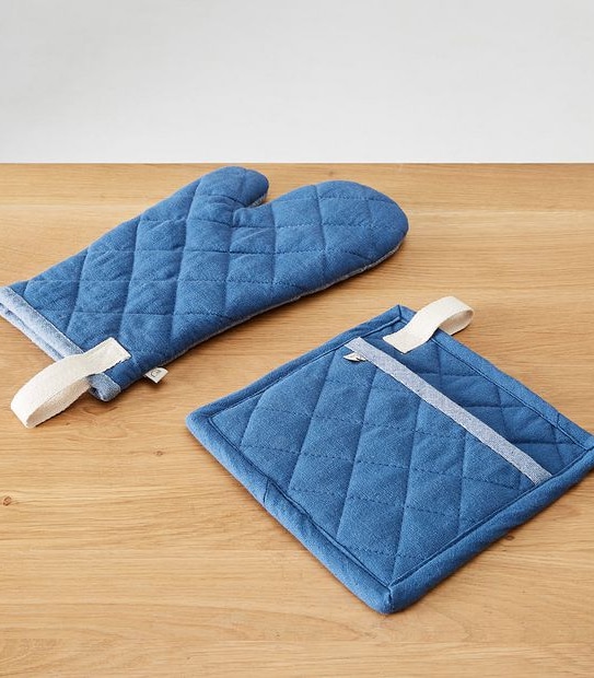 Oven Mitt and Pot Holder