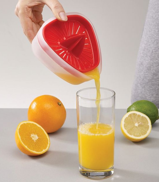 Joseph Joseph Duo Juicer with Removable Lid