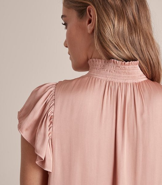 Preview Flutter Sleeve Blouse