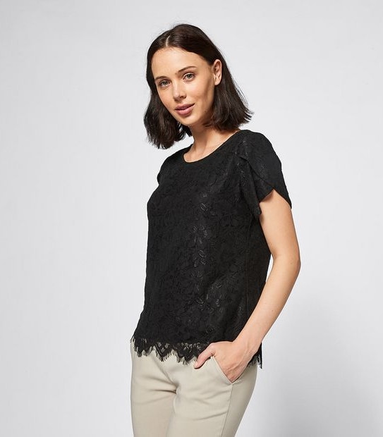 Preview Evie Lace Shell Straight Blouse