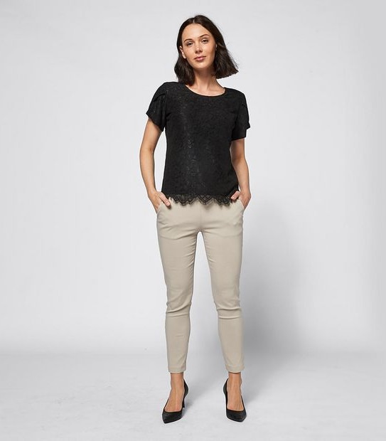 Preview Evie Lace Shell Straight Blouse