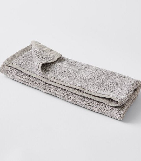 Classic Ribbed Hand Towel