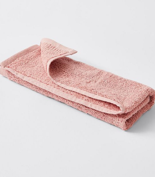 Classic Ribbed Hand Towel