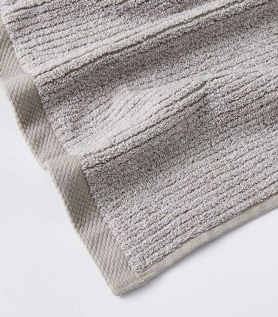 Classic Ribbed Hand Towel