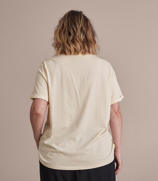 Curve Crew Neck Print T-Shirt