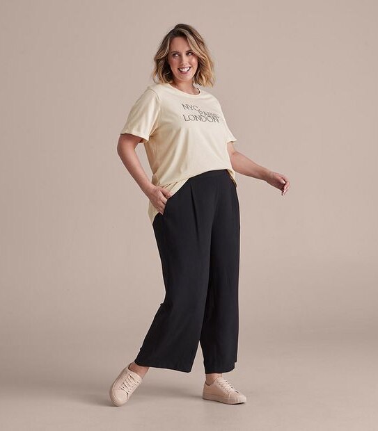 Curve Crew Neck Print T-Shirt