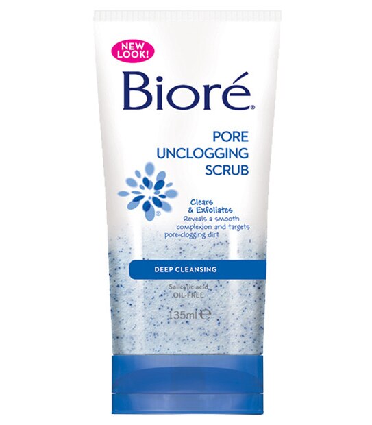 Biore Pore Unclogging Scrub 135g