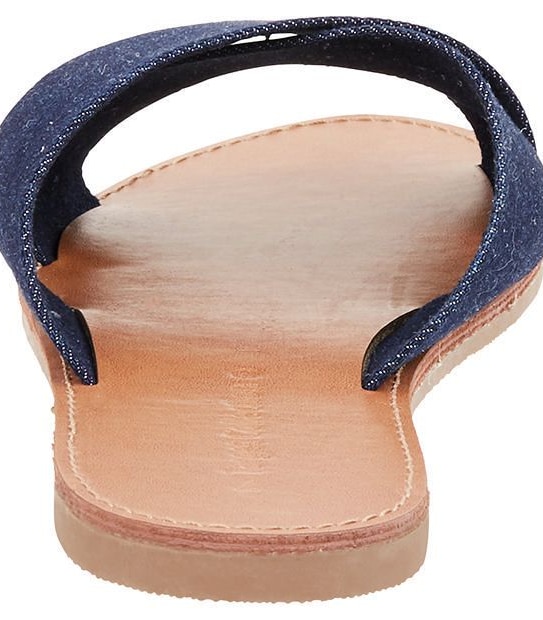 Tesni Strapped Sandals