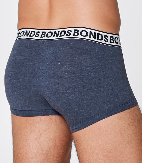 Bonds Fit Trunks