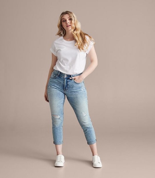 Tash Mid Rise Ankle Length Girlfriend Jeans