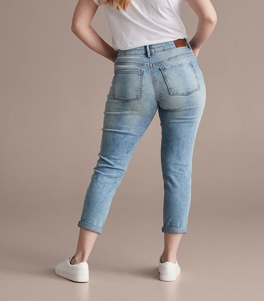 Tash Mid Rise Ankle Length Girlfriend Jeans