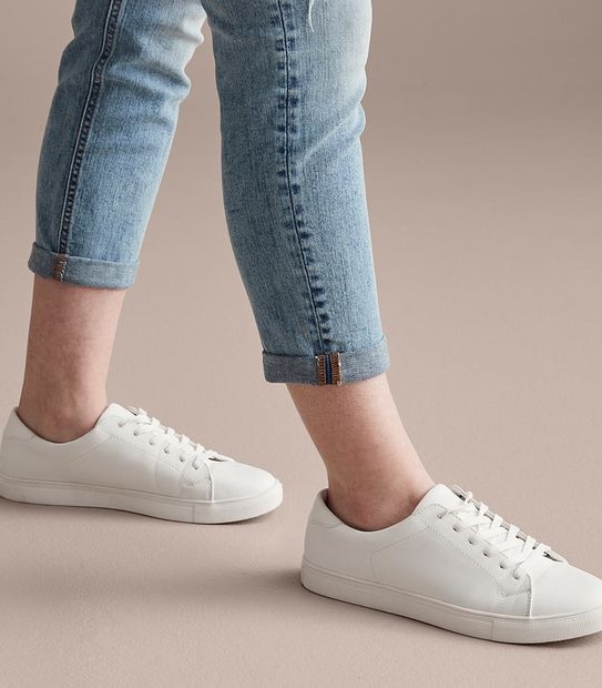 Tash Mid Rise Ankle Length Girlfriend Jeans