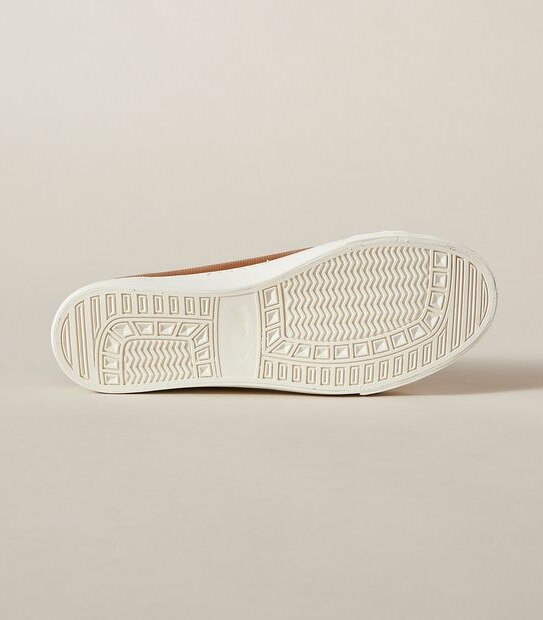 Mens Matt Pinhole Sneakers