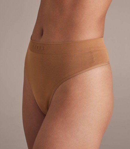 Bonds Bases G-String Briefs; Style: WRYLT