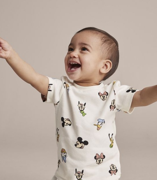 Disney Mickey Mouse and Friends Pyjama Set