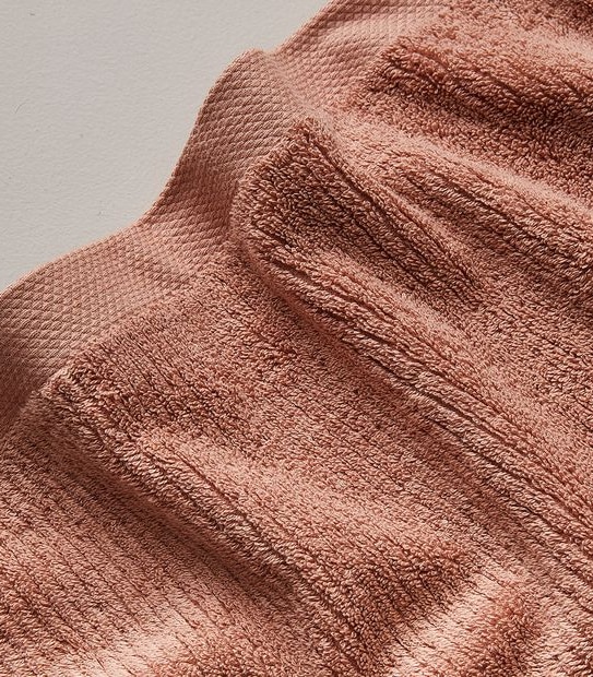 Classic Ribbed Bath Towel