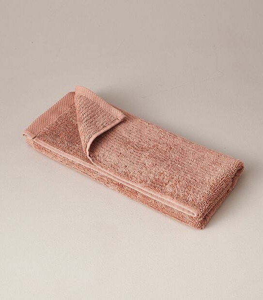 Classic Ribbed Hand Towel