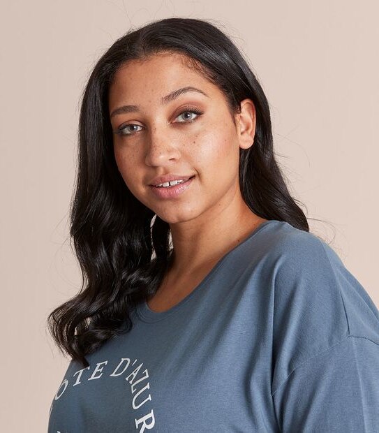 Curve Long Sleeve Scoop Neck T-Shirt