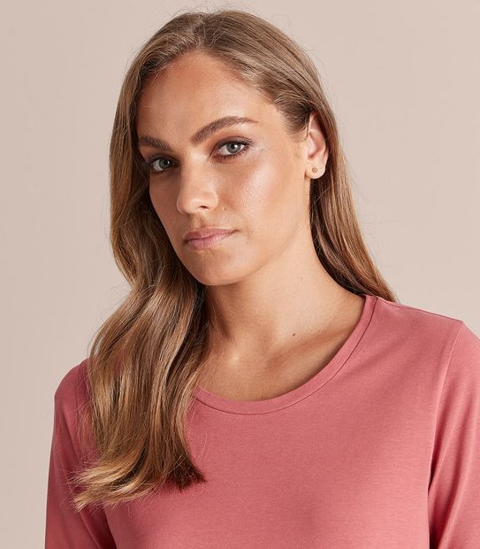 Organic Cotton Long Sleeve Crew Neck T-Shirt