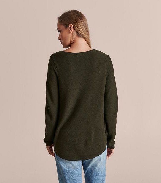 Stitch Curve Hem Jumper