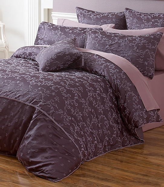 Anna Quilt Cover Set 1 of 2