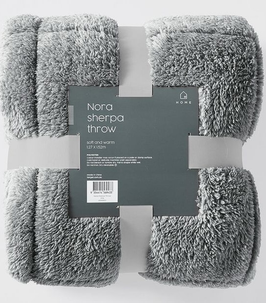 Nora Sherpa Throw