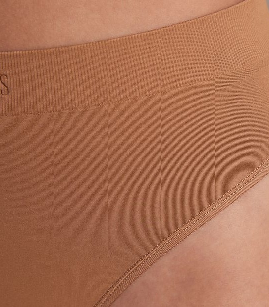 Bonds Bases G-String Briefs; Style: WRYLT