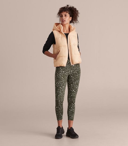 Active Hooded Puffer Vest