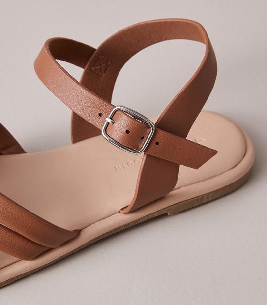 G SNR MONA BROWN SANDAL  SIZE 13-6