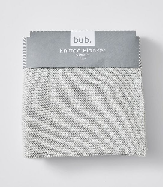 bub. Knitted Blanket