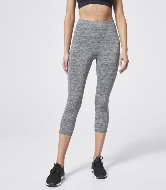 Active 3/4 Length Focus Tights 