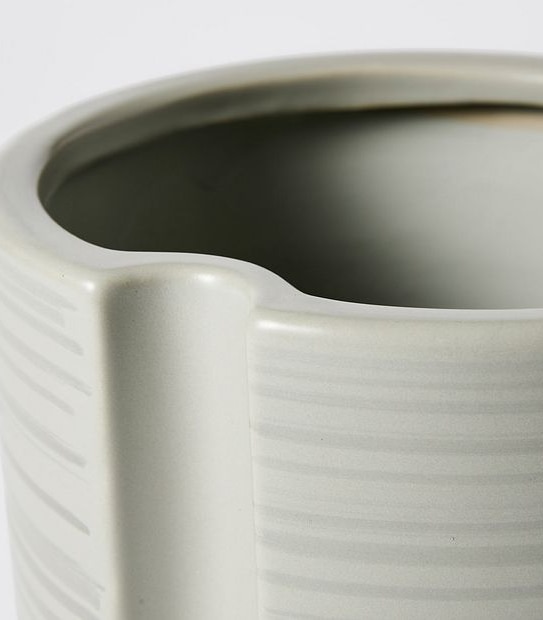 Logan Medium Planter Pot