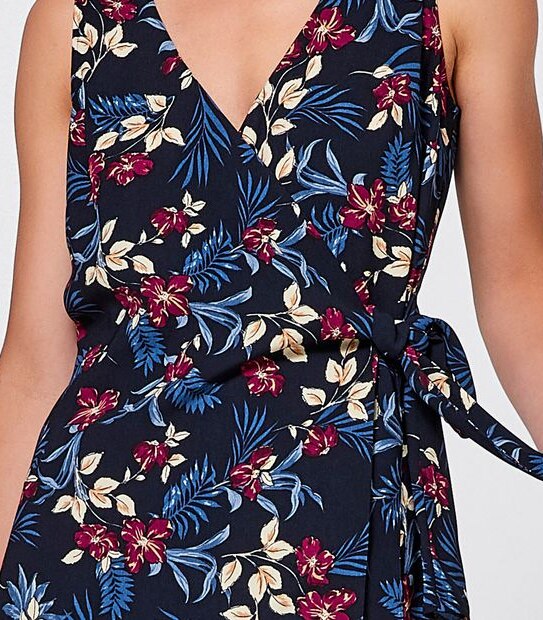 Preview Wrap Front Shell Top - Linear Floral 3 of 3