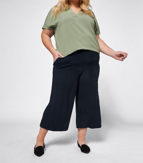 Belle Curve Wide Leg Crop Pants