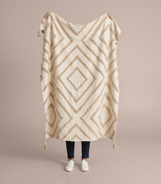 Orion Diamond Textured Throw
