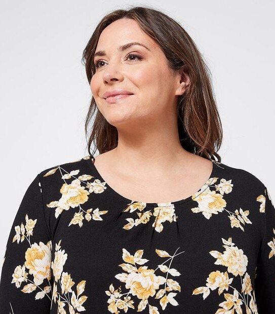 Belle Curve Pleat Front Top - Black Floral
