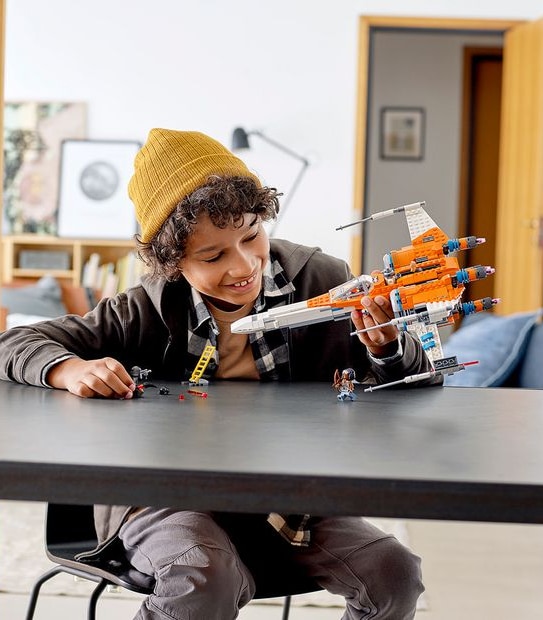 LEGO&reg; Star Wars&trade; Episode IX Poe Dameron's X-wing Fighter&trade; 75273