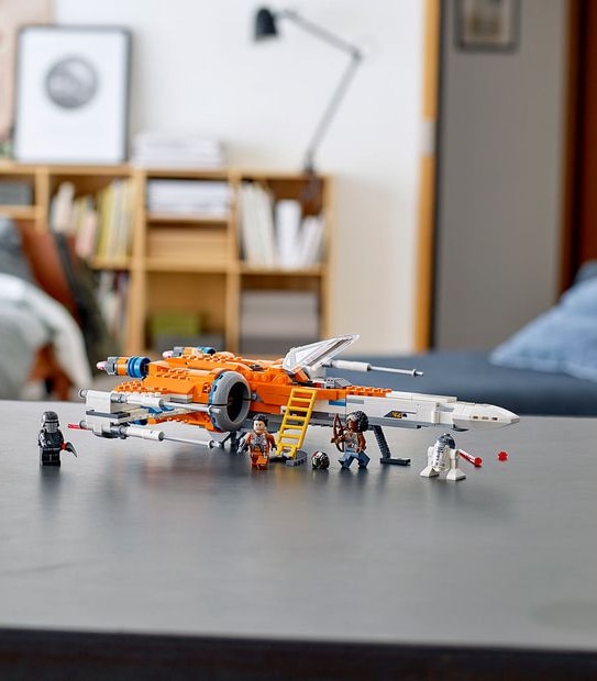 LEGO&reg; Star Wars&trade; Episode IX Poe Dameron's X-wing Fighter&trade; 75273