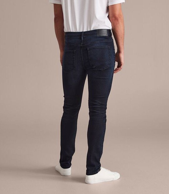 Phoenix Slim Tapered Jeans