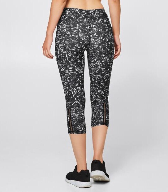Active 3/4 Mesh Print Leggings 2 of 3