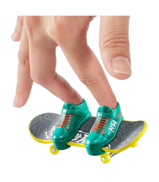 Hot Wheels Skate Collector Set - Assorted*