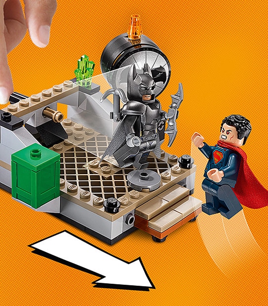 LEGO&reg; DC Comics Super Heroes Clash Of The Heroes 76044