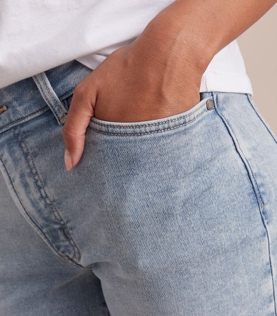Tash Mid Rise Ankle Length Girlfriend Wonder Denim Jeans 4 of 5